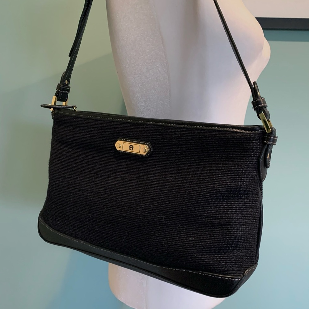 Etienne Aigner black woven raffia shoulder bag 12”x 7 1/2” x3”